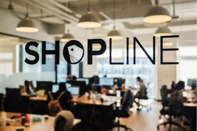 Shopline，简而言之，是一个专为跨境电商卖家打造的一站式建站与营销服务平台，它不仅仅是一个建站工具，更是一个集店铺搭建、商品管理、订单处理、支付集成、物流配送、营销推广、数据分析等功能于一体的综合性解决方案，无论是初涉跨境电商的新手，还是寻求突破瓶颈的老手，Shopline都能提供量身定制的解决方案，帮助商家轻松搭建并运营自己的在线商店，快速触达全球消费者。