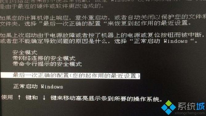 手动换行：最直接的方式就是在适当的位置按下回车键，手动将代码分成多行，这是最基本的做法，也是大多数程序员在编写代码时采用的方式。