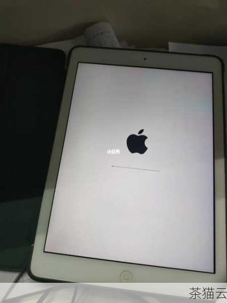 针对 iPad 刷机报错 2005，我们可以尝试以下解决方法，确保 iPad 电量充足，最好连接电源进行刷机操作，检查 USB 连接线是否完好，确保与电脑的连接稳定，如果是网络问题，尝试切换到更稳定的网络环境，比如使用有线网络或者信号更强的 Wi-Fi，对于软件方面的问题，可以先备份重要数据，然后将 iPad 恢复出厂设置，再进行刷机。